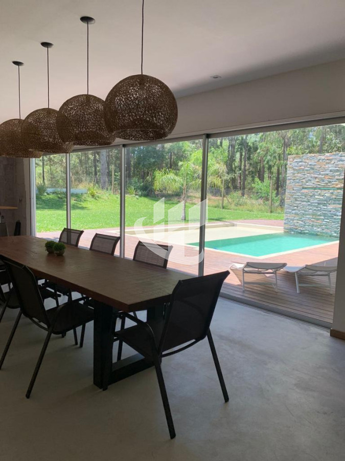 Casa ID.2405 - Alquiler de Verano, 3 dormitorios con piscina climatizada, Burnett, Punta del Este