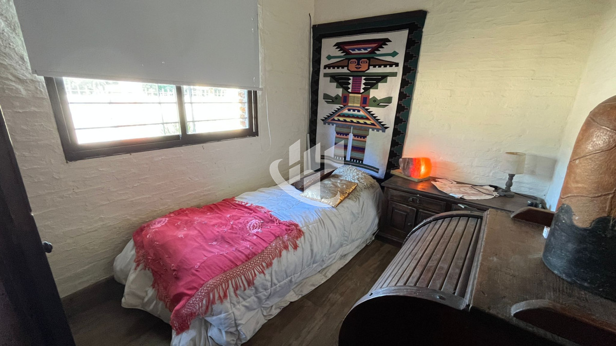 Casa ID.897 - Casa en Venta y Alquiler anual.