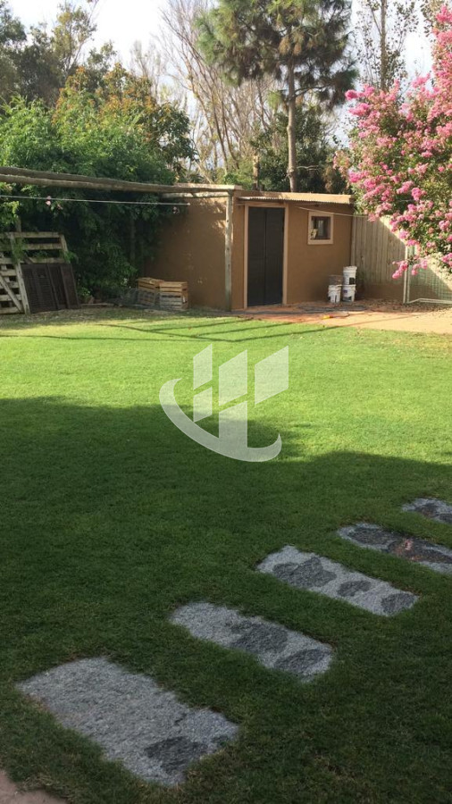 Casa ID.900 - Alquiler anual.Balneario Bs As PUNTA DEL ESTE