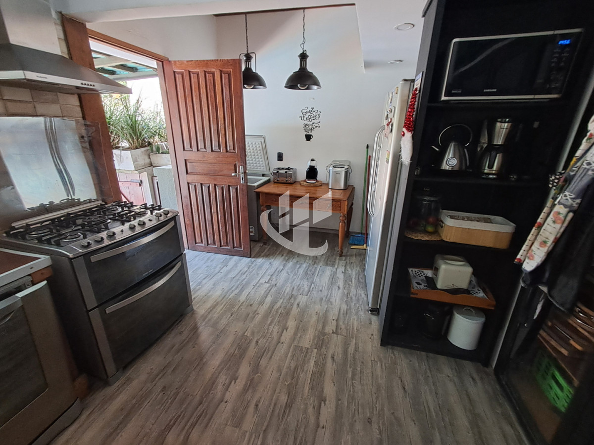 Casa ID.2395 - PUNTA DEL ESTE SAN RAFAEL 4 DORMITORIOS 2 BAÑOS PISCINA PARRILLERO