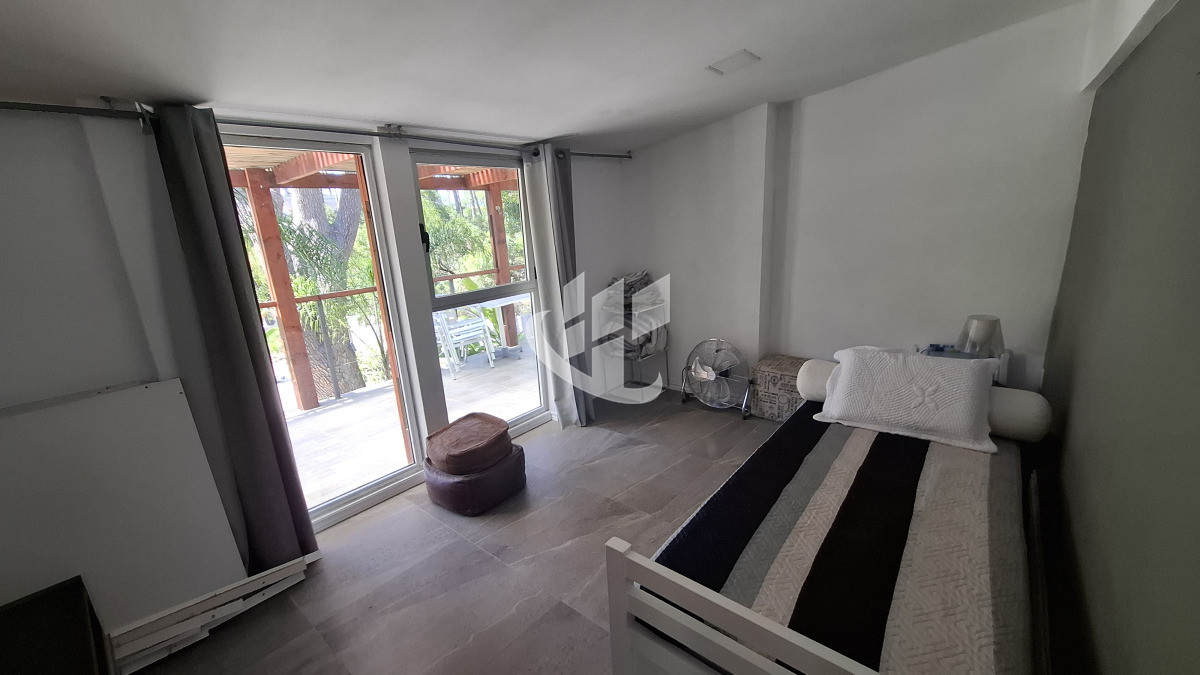 Casa ID.2237 - Alquiler de Verano, 3 dormitorios, piscina climatizada, Chihuahua, Punta Ballena