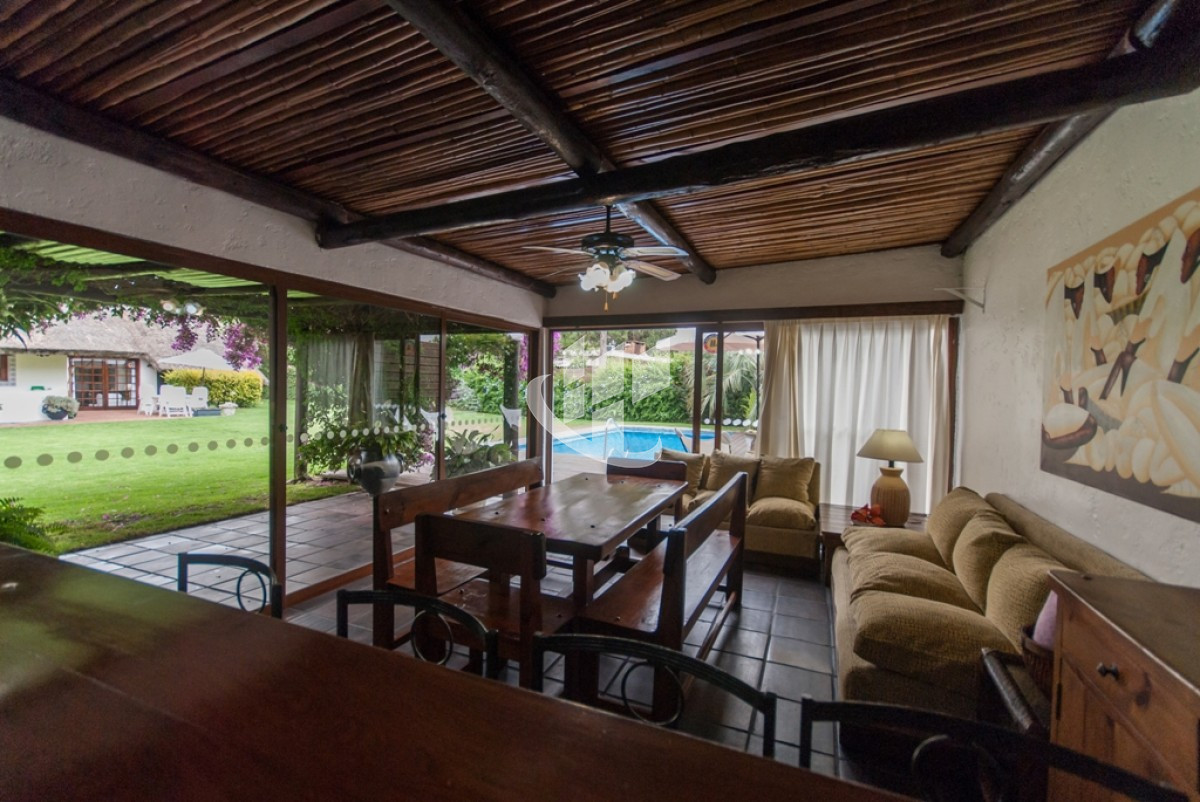 Casa ID.1947 - PUNTA DEL ESTE PINARES COMODA CASA DE 3DORMITORIOS PISCINA EN ALQUILER