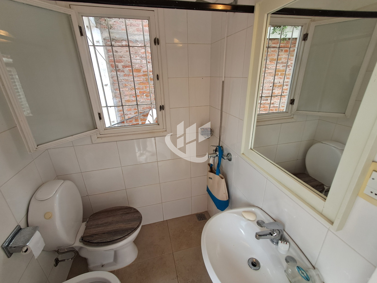 Casa ID.1540 - PUNTA DEL ESTE BARRIO RESIDENCIAL EXCELENTE PROPIEDAD DE 2 DORMITORIOS 3 BAÑOS 