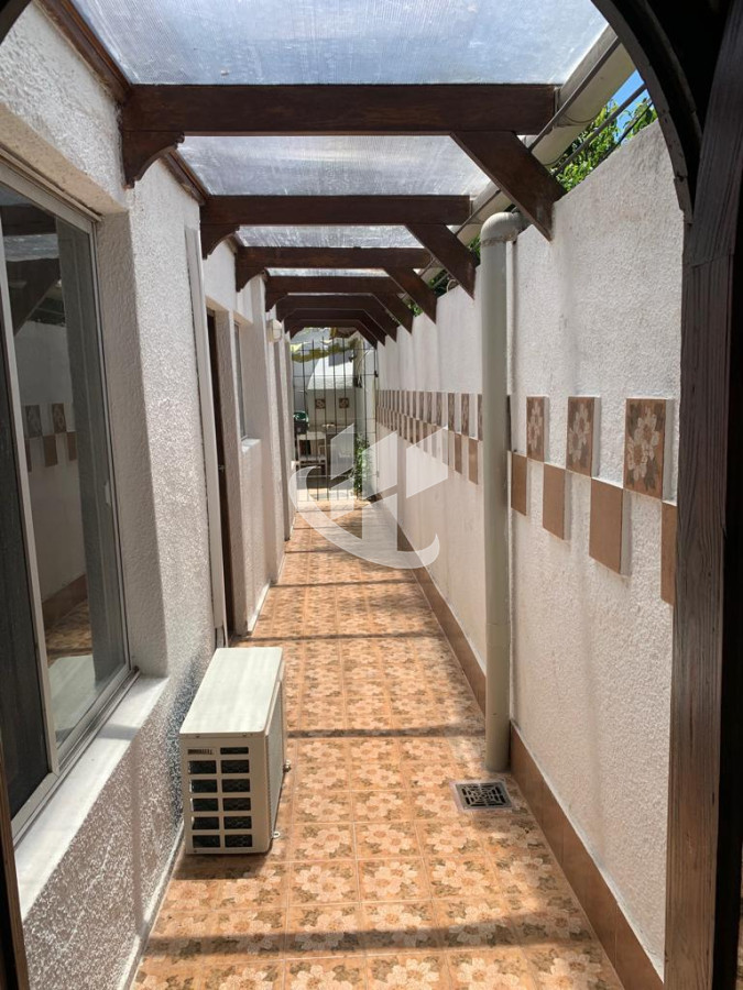 Casa ID.691 - Alquiler anual, casa, 3 dormitorios, Playa Mansa, Punta del Este