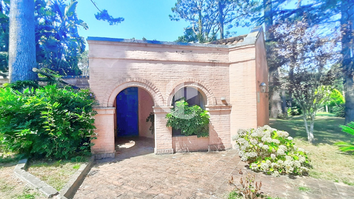 Casa ID.137 - Alquiler invernal, casa cercada, san Rafael punta del este, 4 dormitorio