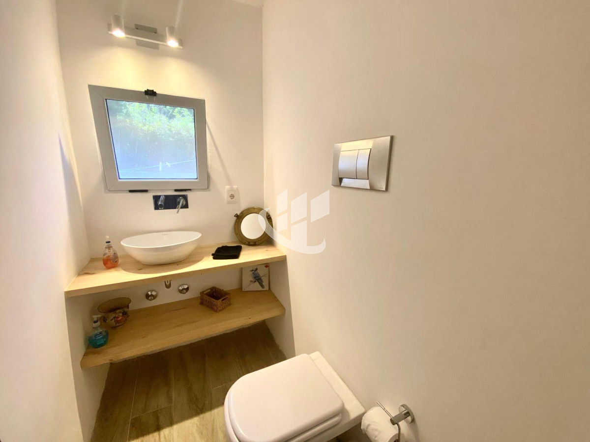 Casa ID.1223 - Alquiler anual casa 4 dormitorios en Punta del Este 
