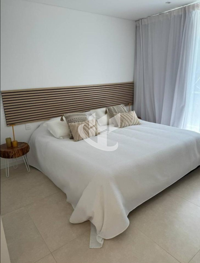 Casa ID.1222 - Casa en venta, a estrenar, 4 dormitorios, piscina climatizada, Solanas, Punta Ballena