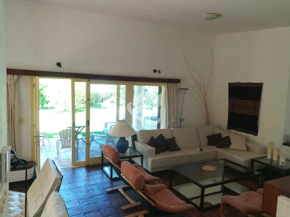 Casa ID.1394 - PUNTA DEL ESTE RINCON DEL INDIO EXCELENTE PROPIEDAD, PISCINA