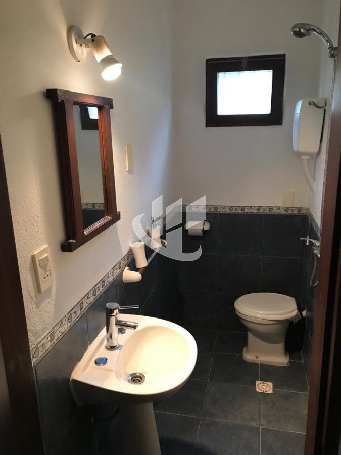 Casa ID.900 - Alquiler anual.Balneario Bs As PUNTA DEL ESTE