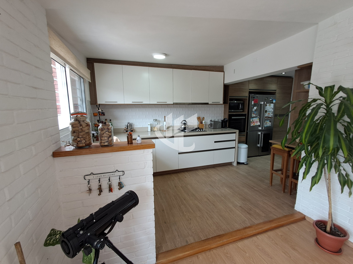 Casa ID.1540 - PUNTA DEL ESTE BARRIO RESIDENCIAL EXCELENTE PROPIEDAD DE 2 DORMITORIOS 3 BAÑOS 