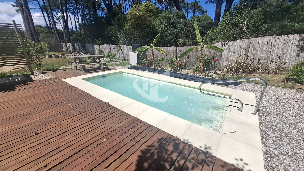 Casa ID.2237 - Alquiler de Verano, 3 dormitorios, piscina climatizada, Chihuahua, Punta Ballena