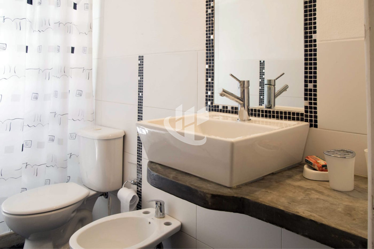Casa ID.1430 - PUNTA DEL ESTE TIO TOM CASA DE 4 DORMITORIOS PISCINA A METROS DEL MAR!!
