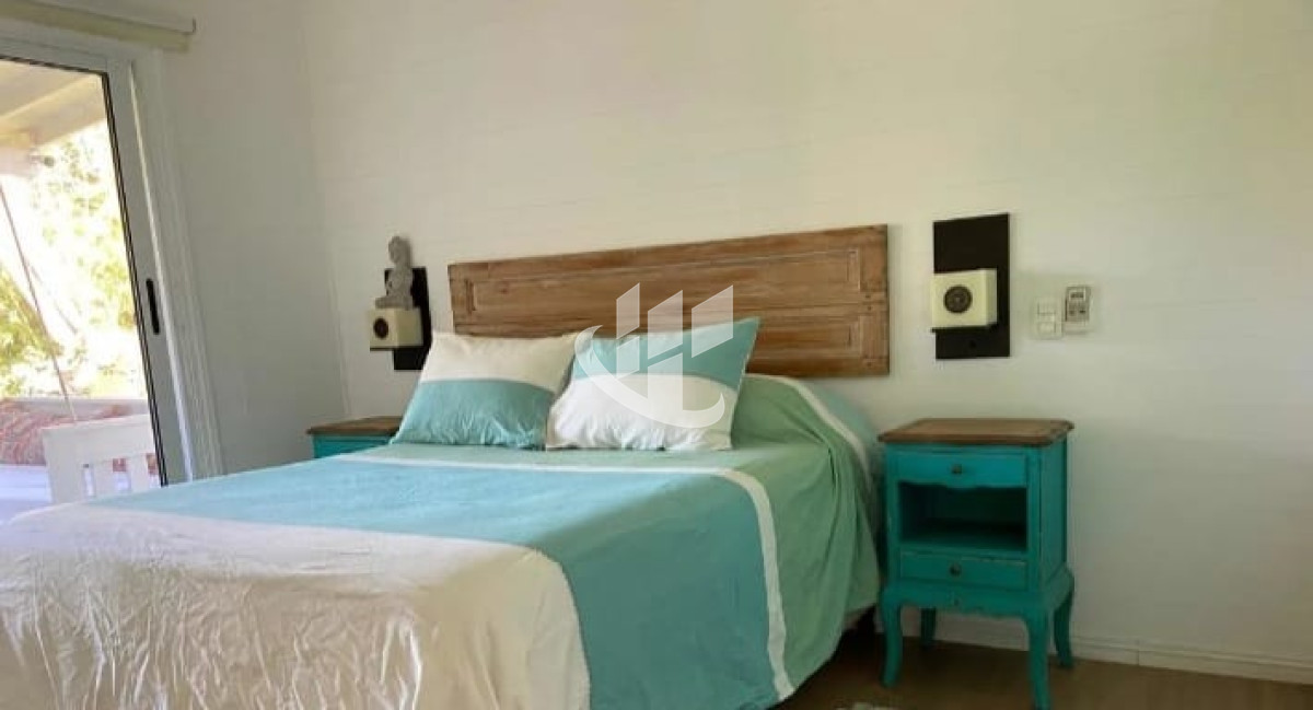Casa ID.729 - Alquiler anual e invernal, 4 dormitorios, Brava, Punta del Este