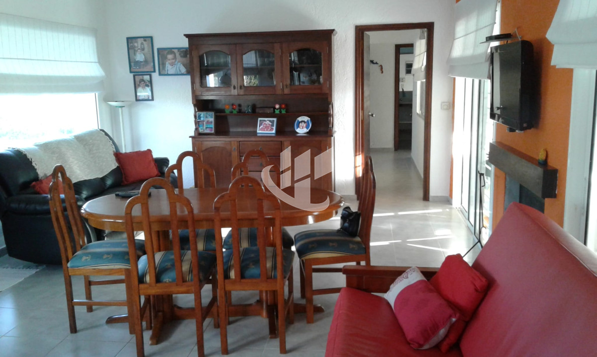 Casa ID.663 - Venta, Casa, 3 dormitorios, zona colegios, Jardines De Cordoba, Punta del Este