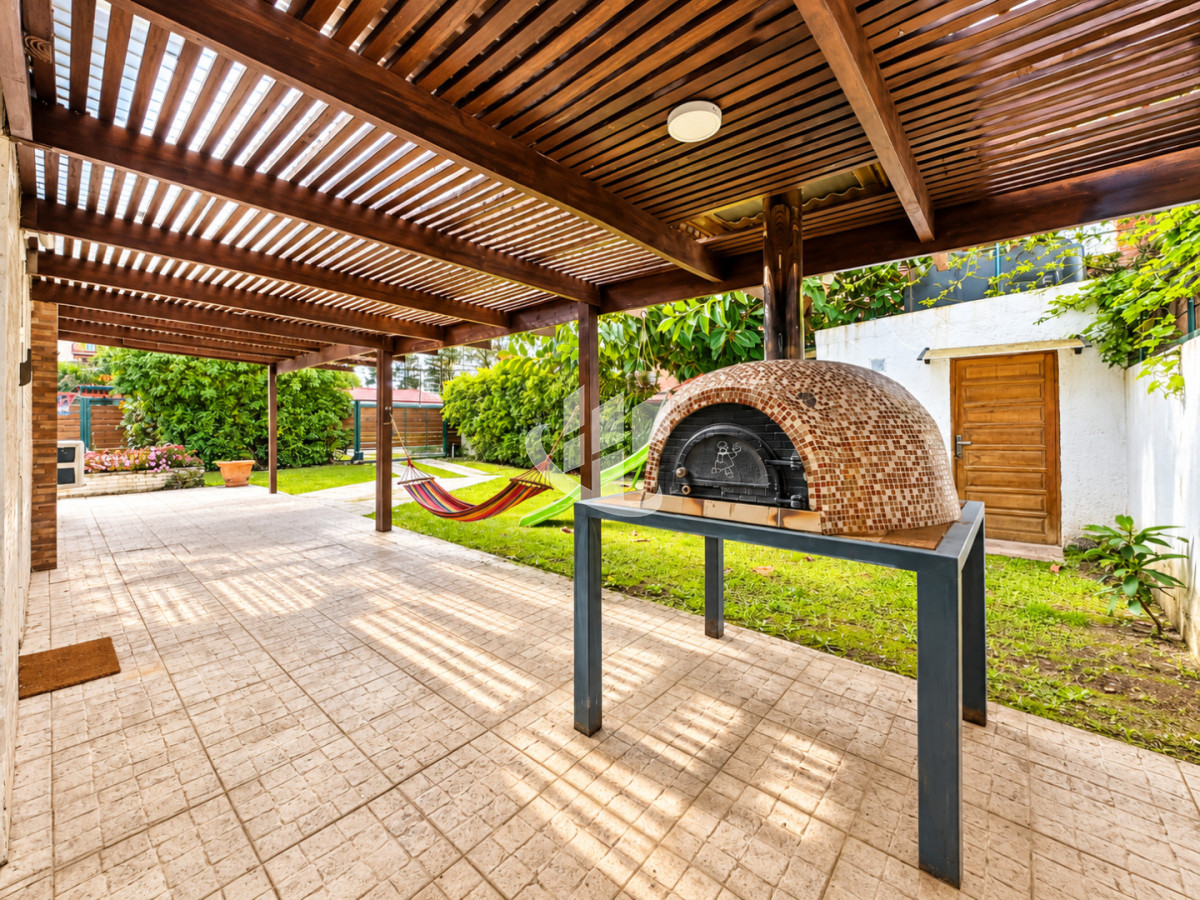 Casa ID.2768 - PUNTA DEL ESTE PLAYA BRAVA CASA DE 3 DORMITORIOS PSICINA CLIMARIZADA