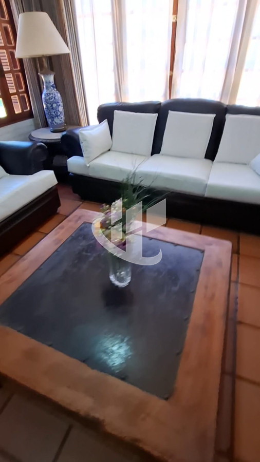 Casa ID.1609 - Casa en venta, 5 dormitorios y barbacoa cerrada. Tio Tom, Maldonado