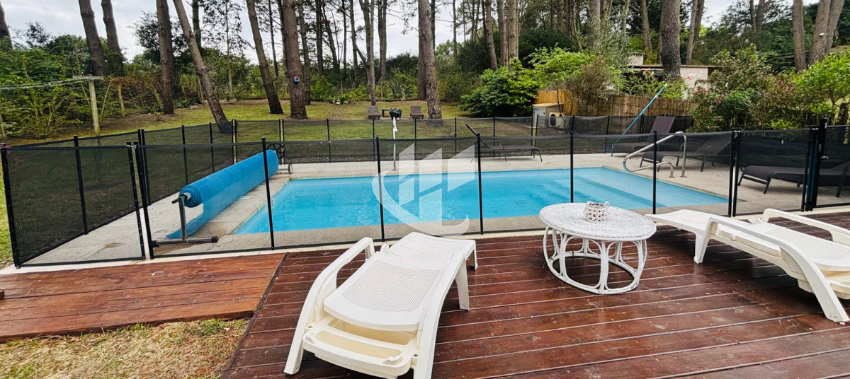 Casa ID.2300 - CASA AQLUILER TEMPORTADA - PUNTA DEL ESTE - PUNTA BALLENA - CLUB DEL LAGO - ALQUILER TEMPORAL CASA