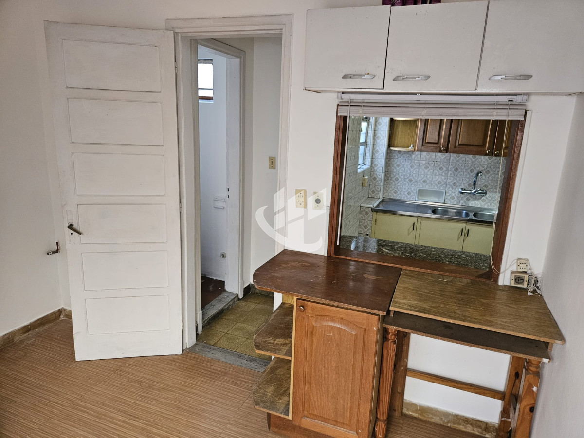 Casa ID.2072 -  Casa en venta La Blanqueada 3 dormitorios 2 baños. 