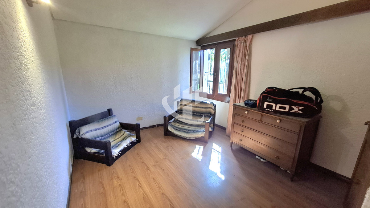 Casa ID.1708 - Venta, casa 3 dormitorios, con piscina, Pinares, Punta del Este