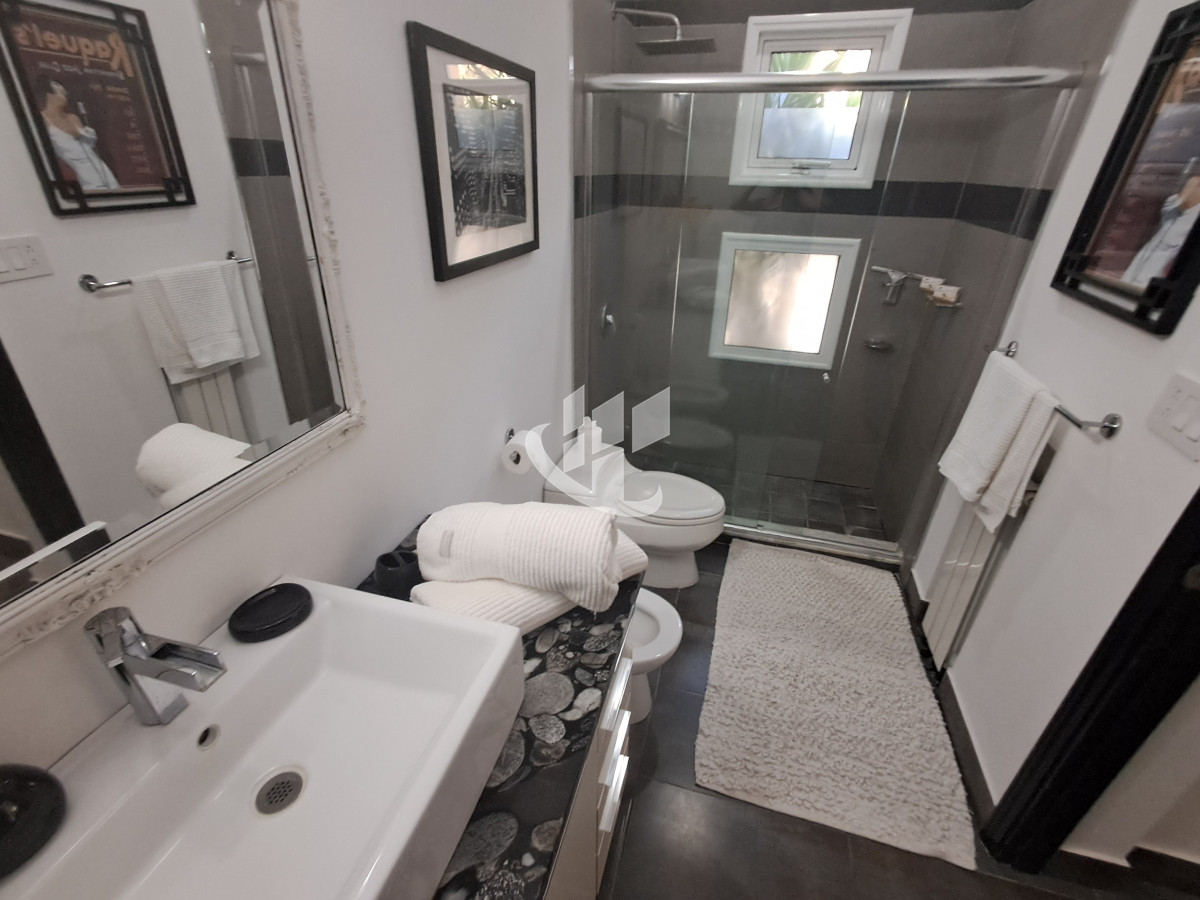 Casa ID.1526 - PUNTA DEL ESTE PINARES PROPIEDAD EN ALQUILER PREMIUM! 3 SUITES 