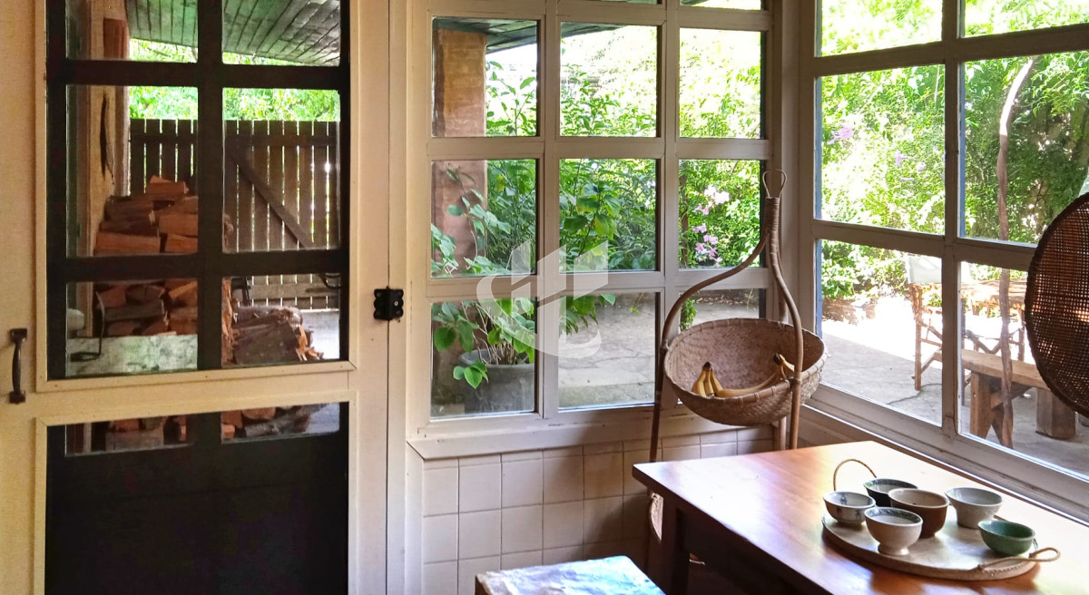 Casa ID.689 - Venta, casa, 3 suites mas dep, La Barra, Punta del Este