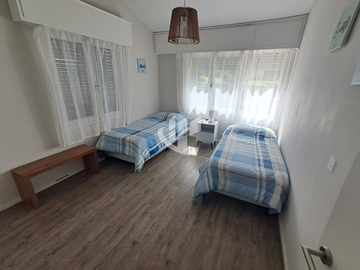 Casa ID.1747 - PUNTA DEL ESTE MANSA CASA 5 DORMITORIOS EN ALQUILER TEMPORAL