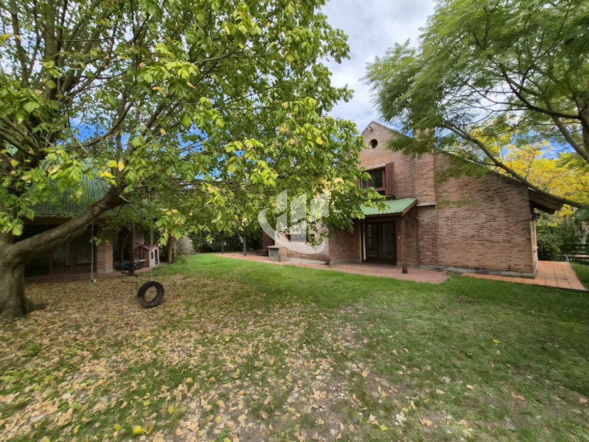 Casa ID.2583 - CASA EN EXCELENTE CONDICIONES, LISTA PARA INGRESAR