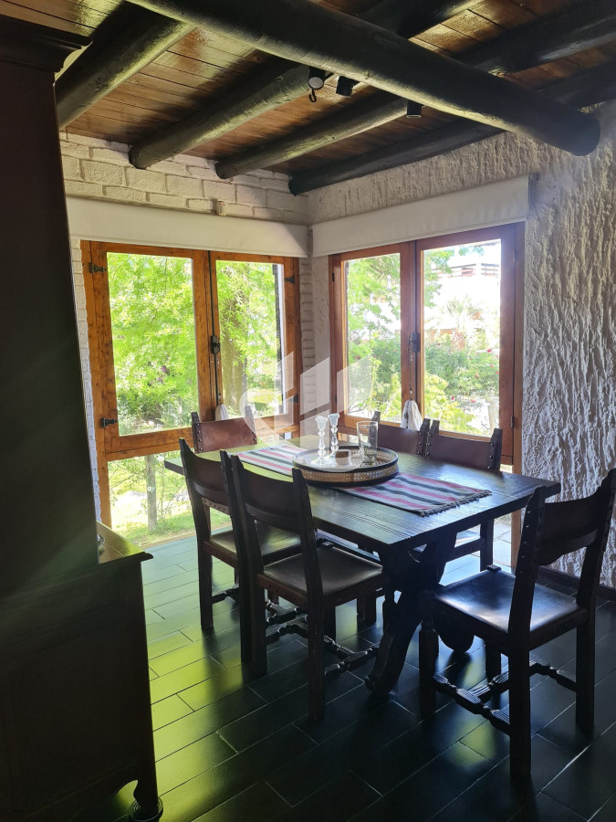 Casa ID.1208 - VENDO