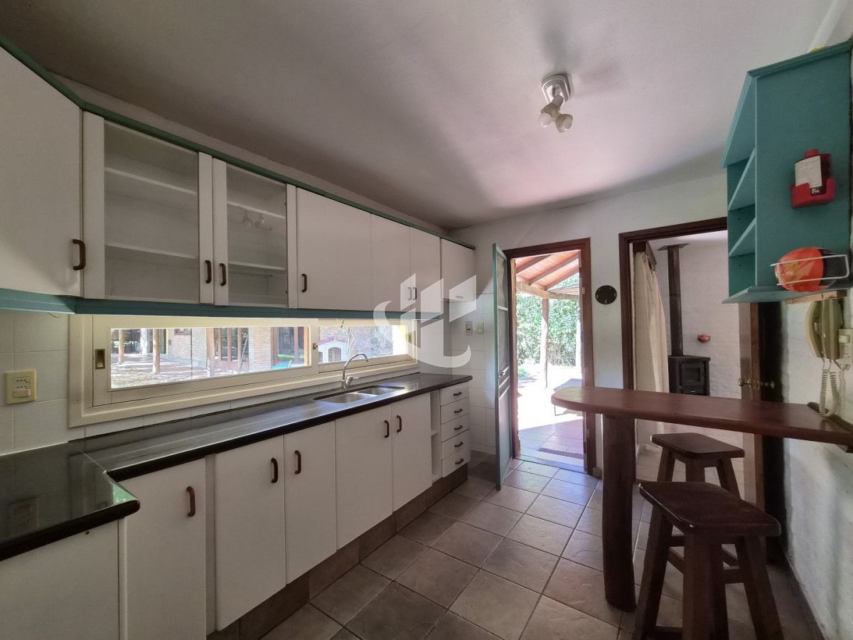 Casa ID.2583 - CASA EN EXCELENTE CONDICIONES, LISTA PARA INGRESAR