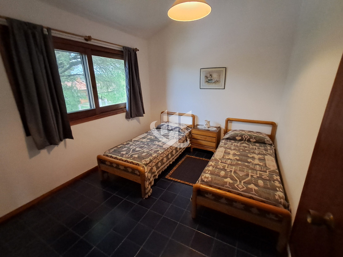 Casa ID.1667 - PUNTA DEL ESTE LAS DELICIAS DUPLEX 2 DORMITORIOS 2 BAÑOS ALQUILER ANUAL 