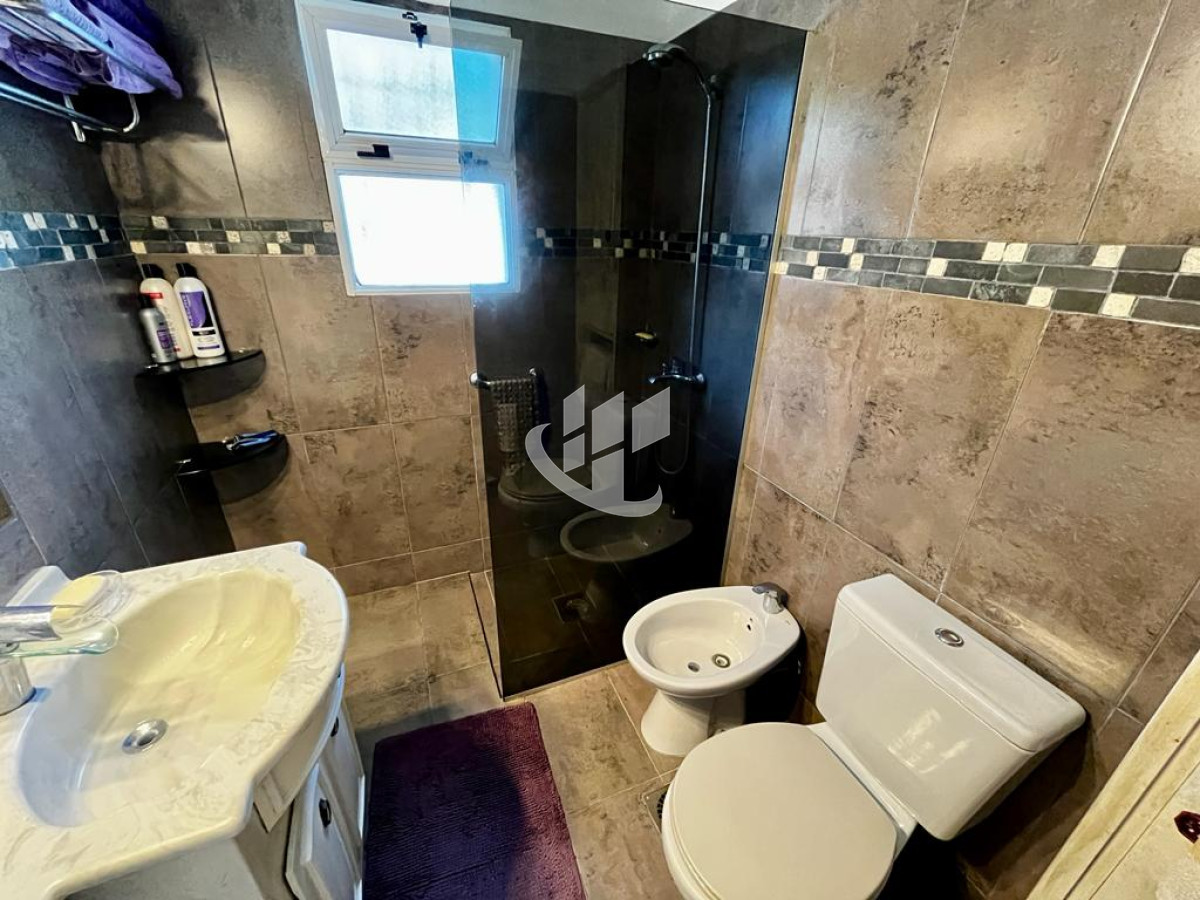 Casa ID.2070 - Alquiler de Temporada, 3 dormitorios, piscina climatizada, Mansa, Punta del Este