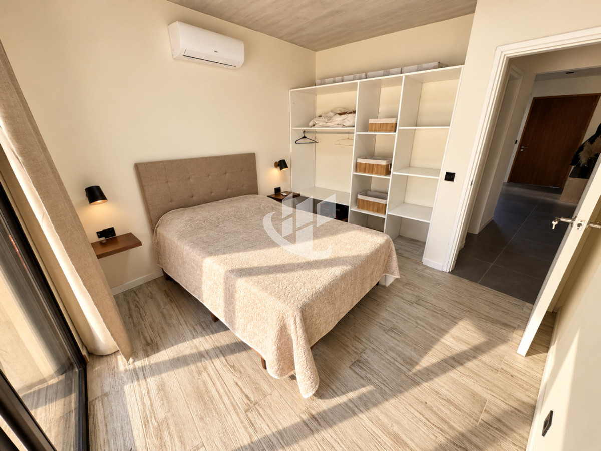 Casa ID.2920 - Casa en Pinares a 100 metros de Playa Mansa - Alquiler Temporada 2027