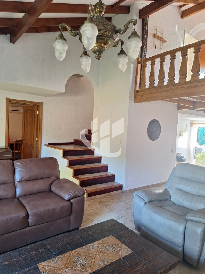 Casa ID.978 - ALQUILER CASA  ANUAL PUNTA DEL ESTE   MODERNA ,PISCINA CLIMATIZADA 
