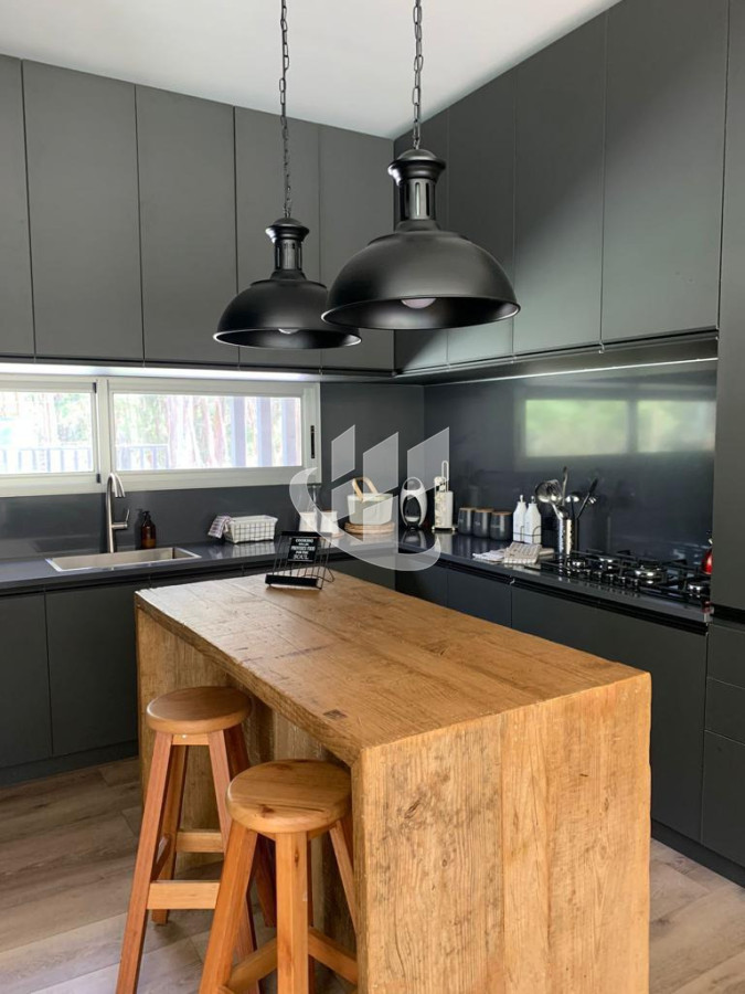 Casa ID.2405 - Alquiler de Verano, 3 dormitorios con piscina climatizada, Burnett, Punta del Este