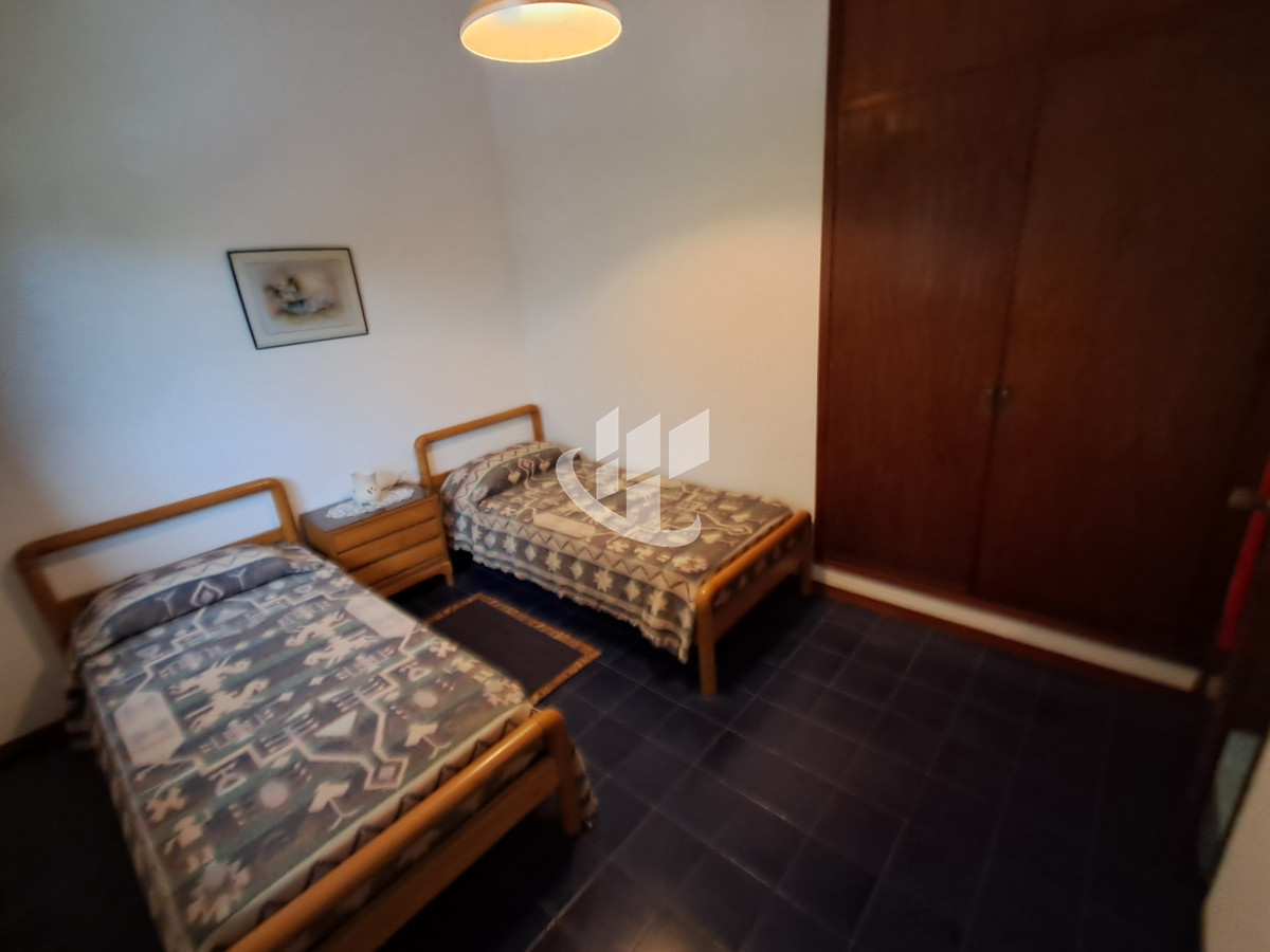 Casa ID.1667 - PUNTA DEL ESTE LAS DELICIAS DUPLEX 2 DORMITORIOS 2 BAÑOS ALQUILER ANUAL 