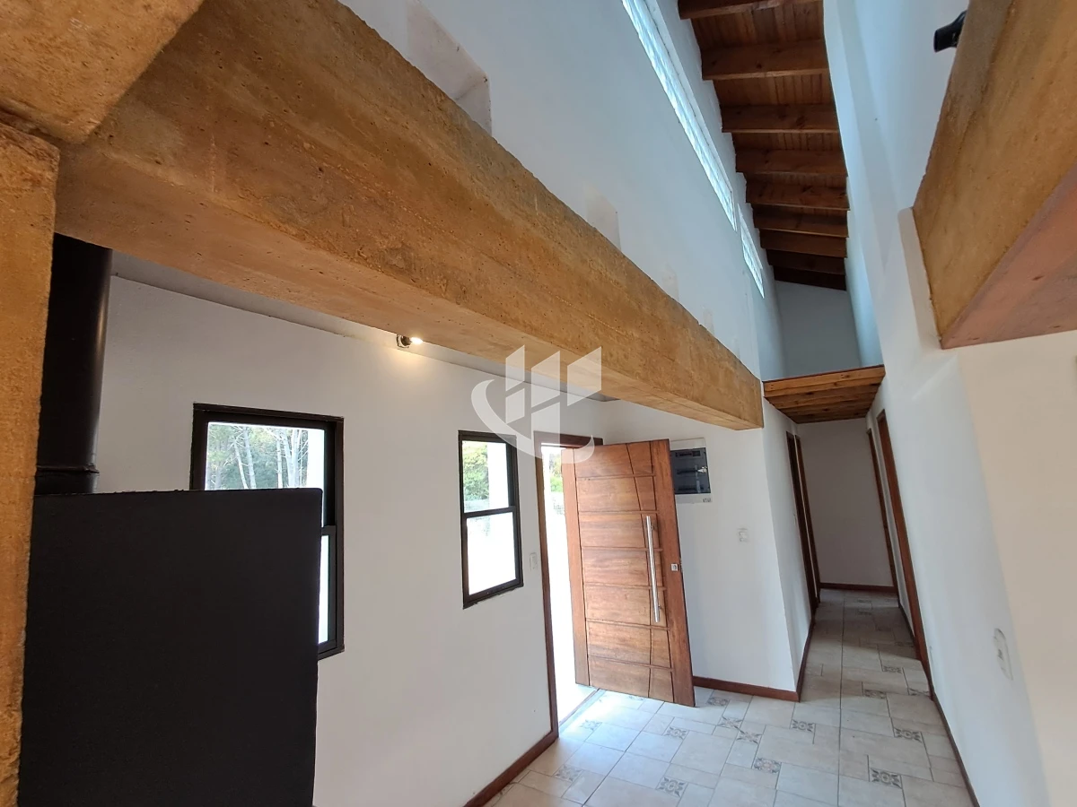 Casa ID.1349 - PUNTA BALLENA CLUB DEL LAGO CASA 3 DORMITORIOS CON PARRILLERO TECHADO VENTA