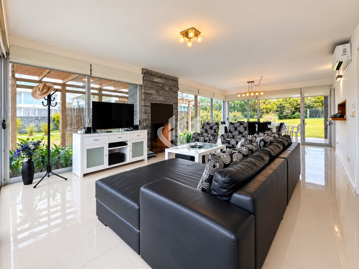 Casa ID.2952 - PUNTA DEL ESTE RINCON DEL INDIO DUPLEX CON AMENITIES DEL COMPLEJO 3 DORMITORIOS ALQUILER DE TEMPORADA