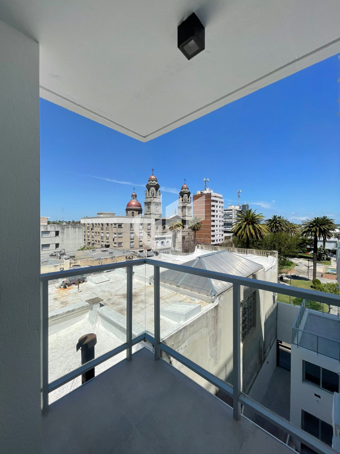 Casa ID.864 - - RESERVADO - APARTAMENTO DE 1D CON GARAGE 