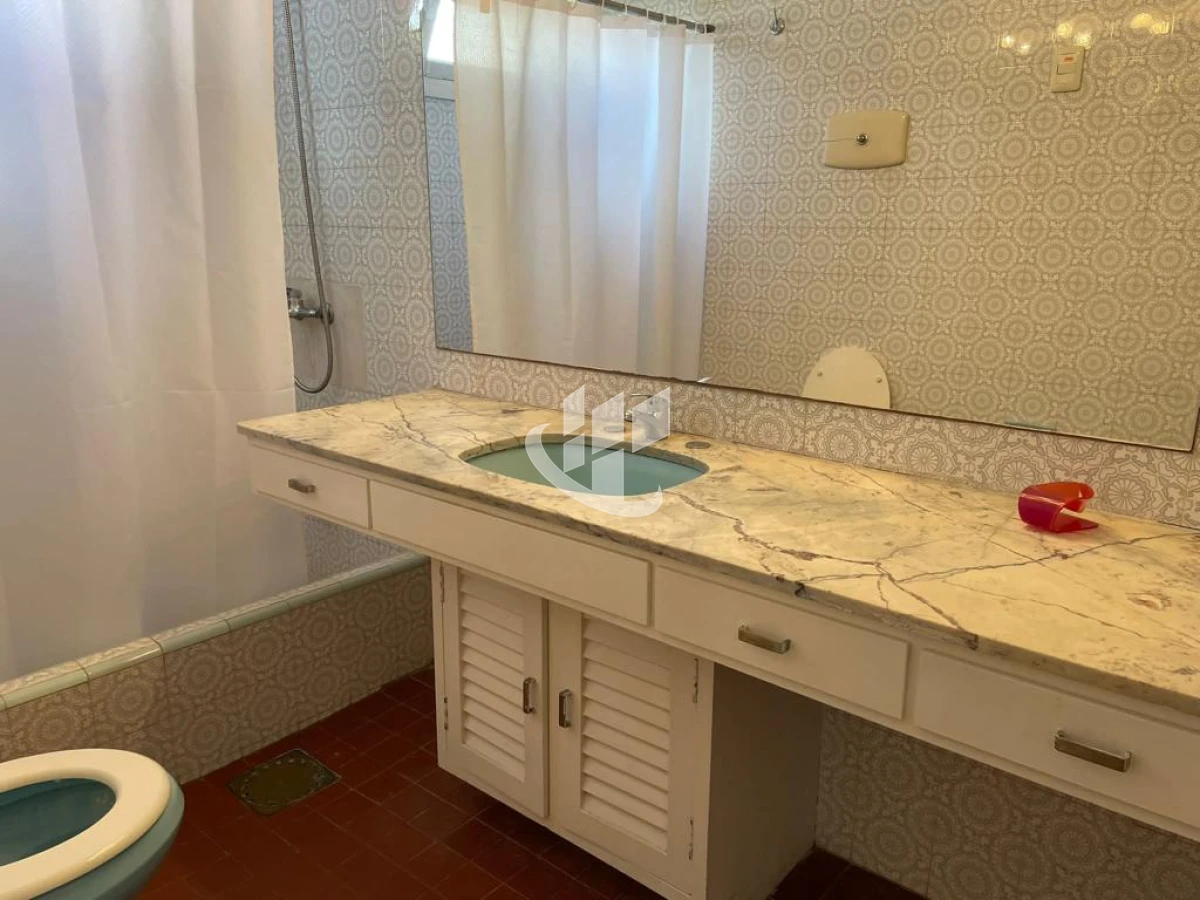 Casa ID.1918 - PUNTA DEL ESTE MANSA CASA 4 DORMITORIOS AMPLIO TERRENO EN VENTA