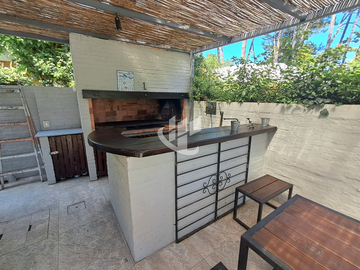Casa ID.1747 - PUNTA DEL ESTE MANSA CASA 5 DORMITORIOS EN ALQUILER TEMPORAL