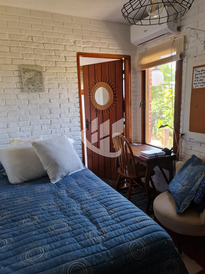 Casa ID.1208 - VENDO