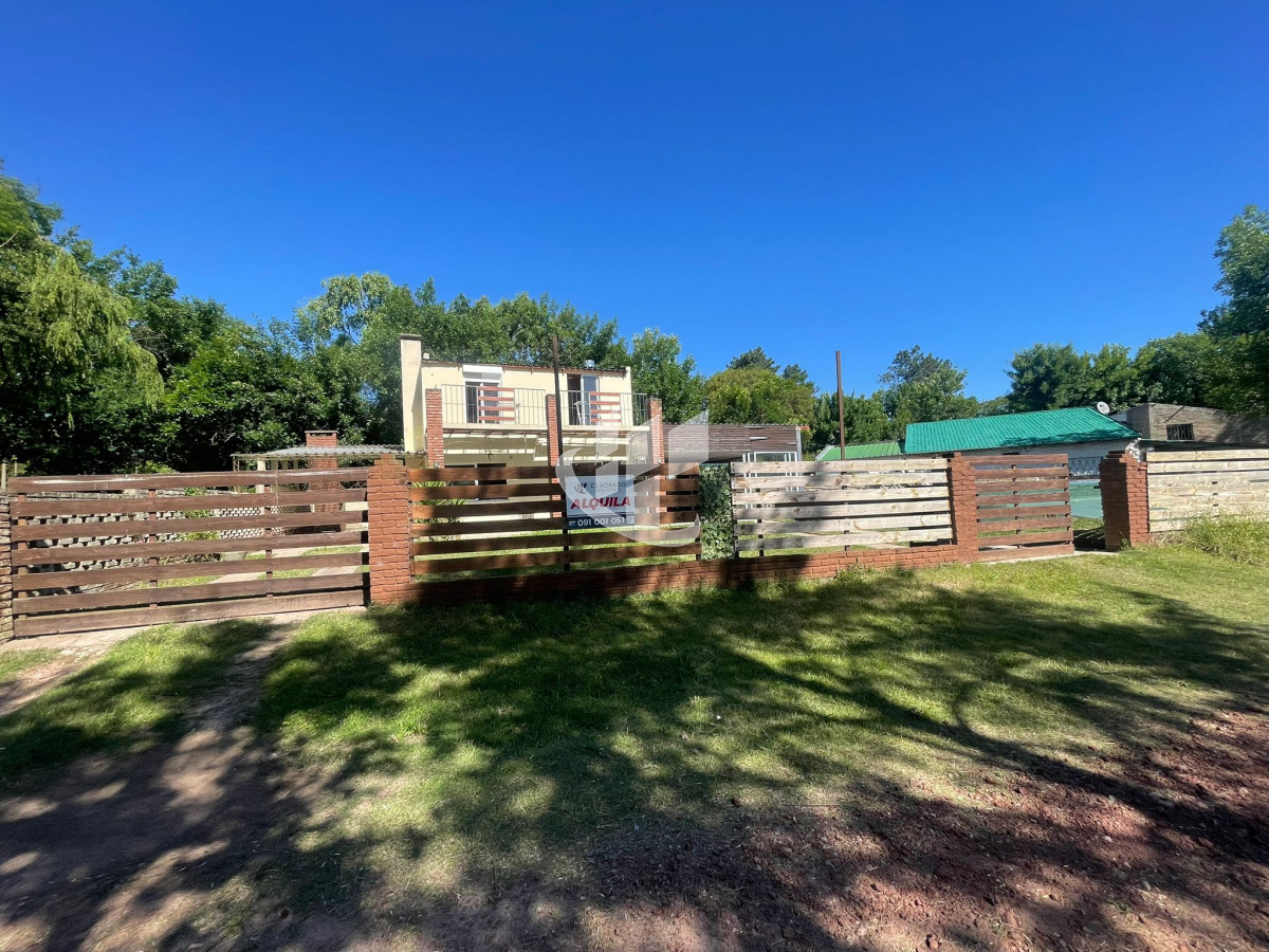 Casa ID.2322 - CASA DE 3 DORMITORIOS CON PISCINA