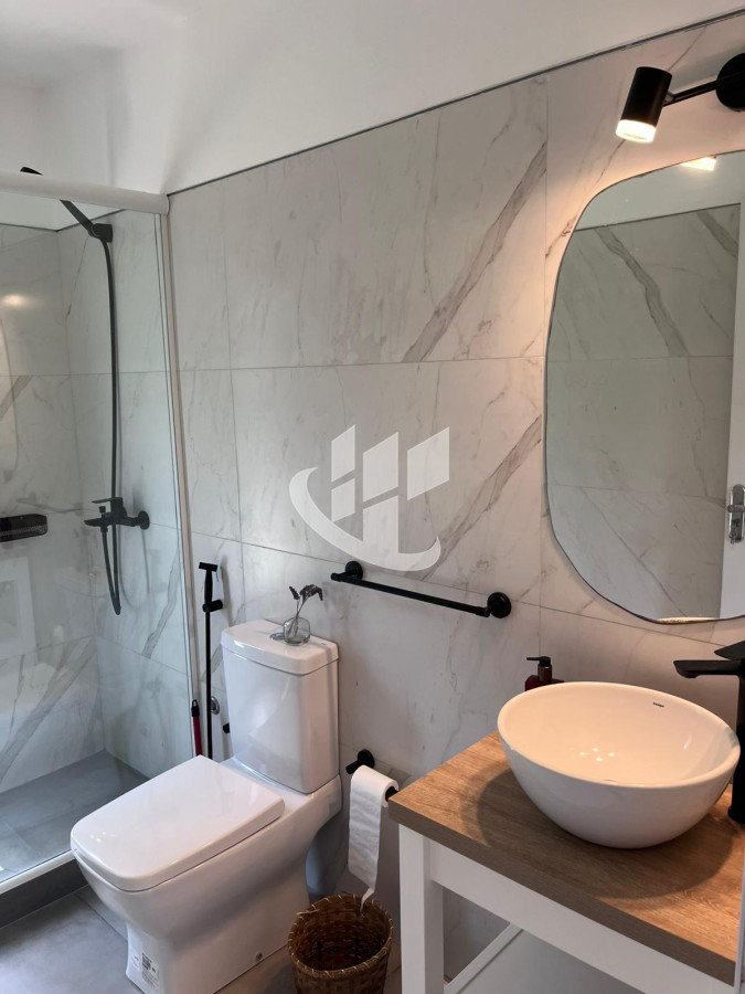 Casa ID.2350 - Alquiler temporada Casa 2 dormitorios, zona Playa Brava, Punta del este.