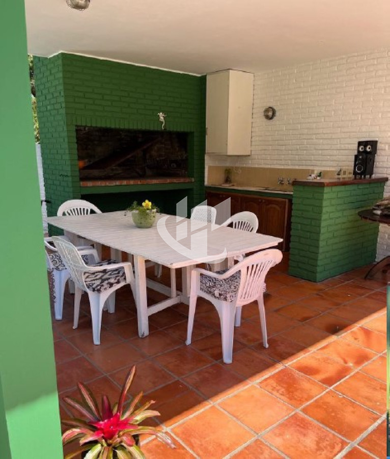 Casa ID.1680 - Alquiler de verano, 4 dormitorios, 3 baños, piscina climatizada, Mansa, Punta del Este