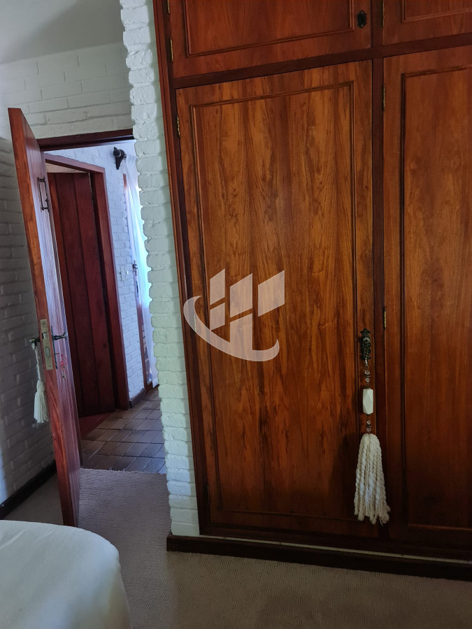 Casa ID.1208 - VENDO