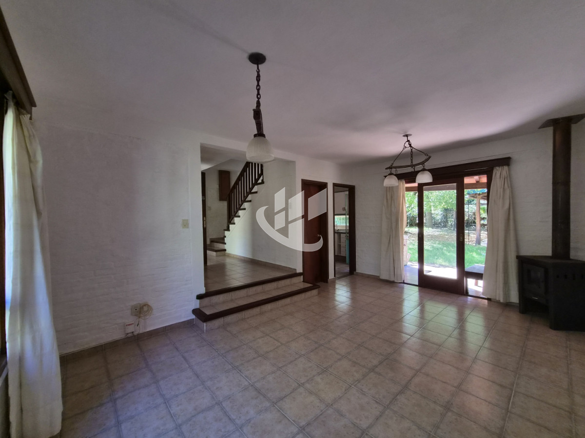 Casa ID.2583 - CASA EN EXCELENTE CONDICIONES, LISTA PARA INGRESAR