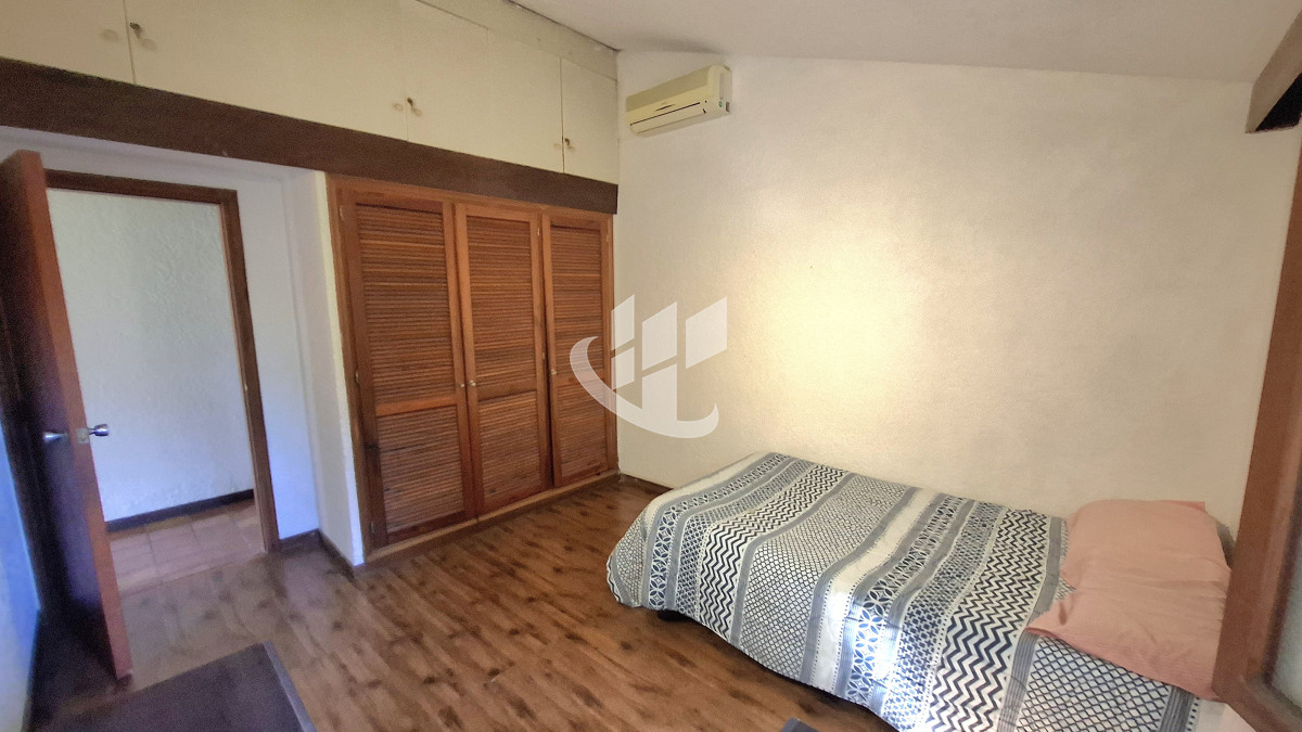 Casa ID.1708 - Venta, casa 3 dormitorios, con piscina, Pinares, Punta del Este