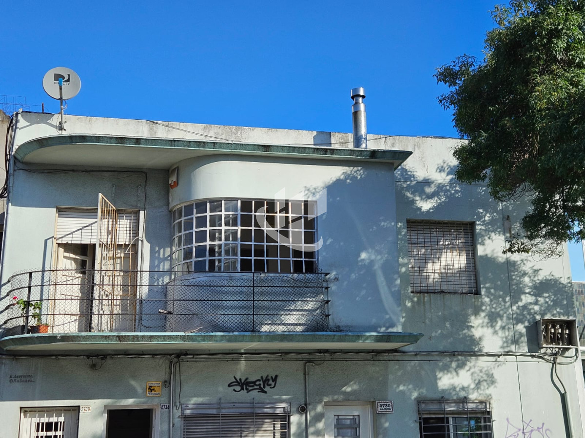 Casa ID.2072 -  Casa en venta La Blanqueada 3 dormitorios 2 baños. 