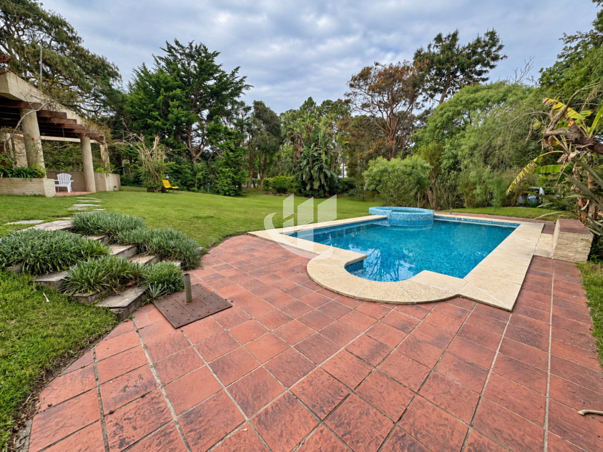 Casa ID.2057 - PUNTA DEL ESTE RINCON DEL INDIO CASA 4 DORMITORIOS PISCINA CLIMATIZADA