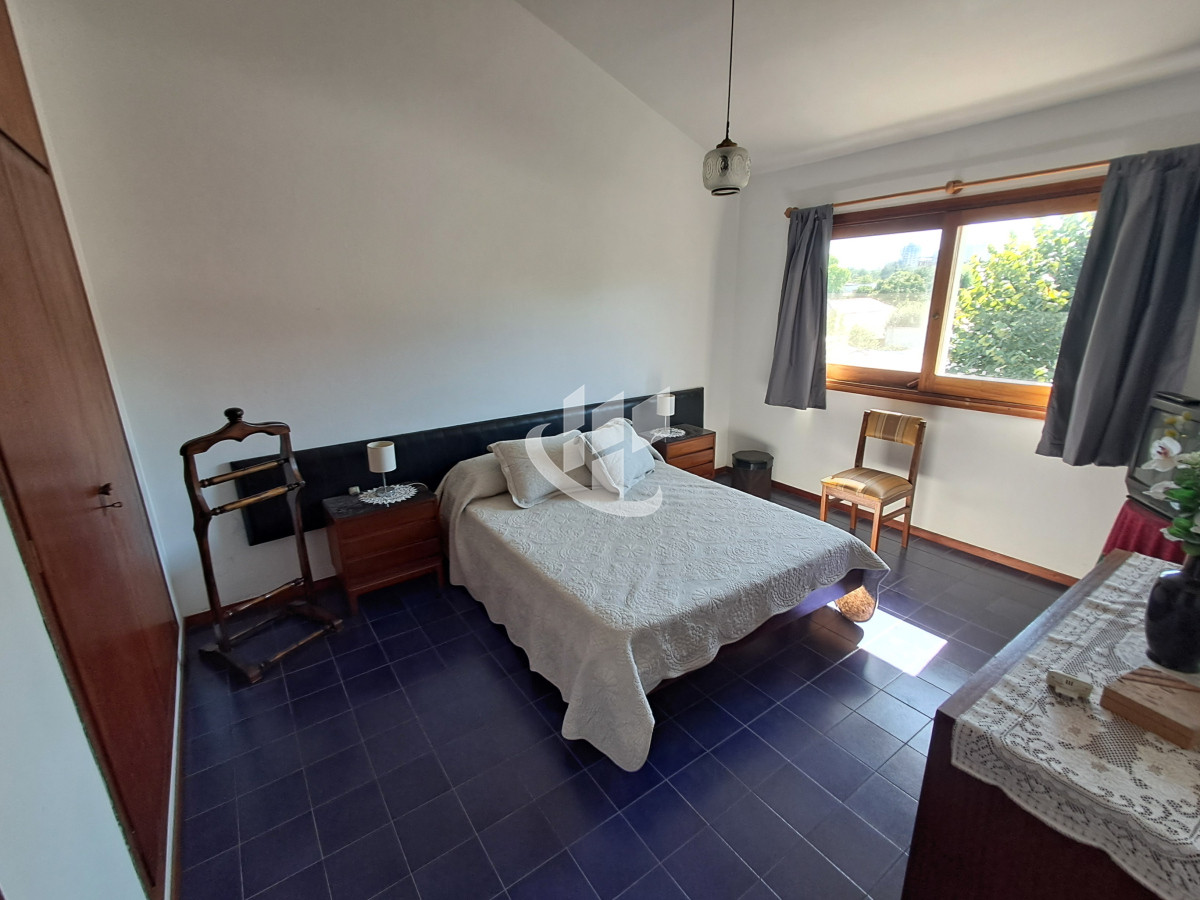 Casa ID.1667 - PUNTA DEL ESTE LAS DELICIAS DUPLEX 2 DORMITORIOS 2 BAÑOS ALQUILER ANUAL 